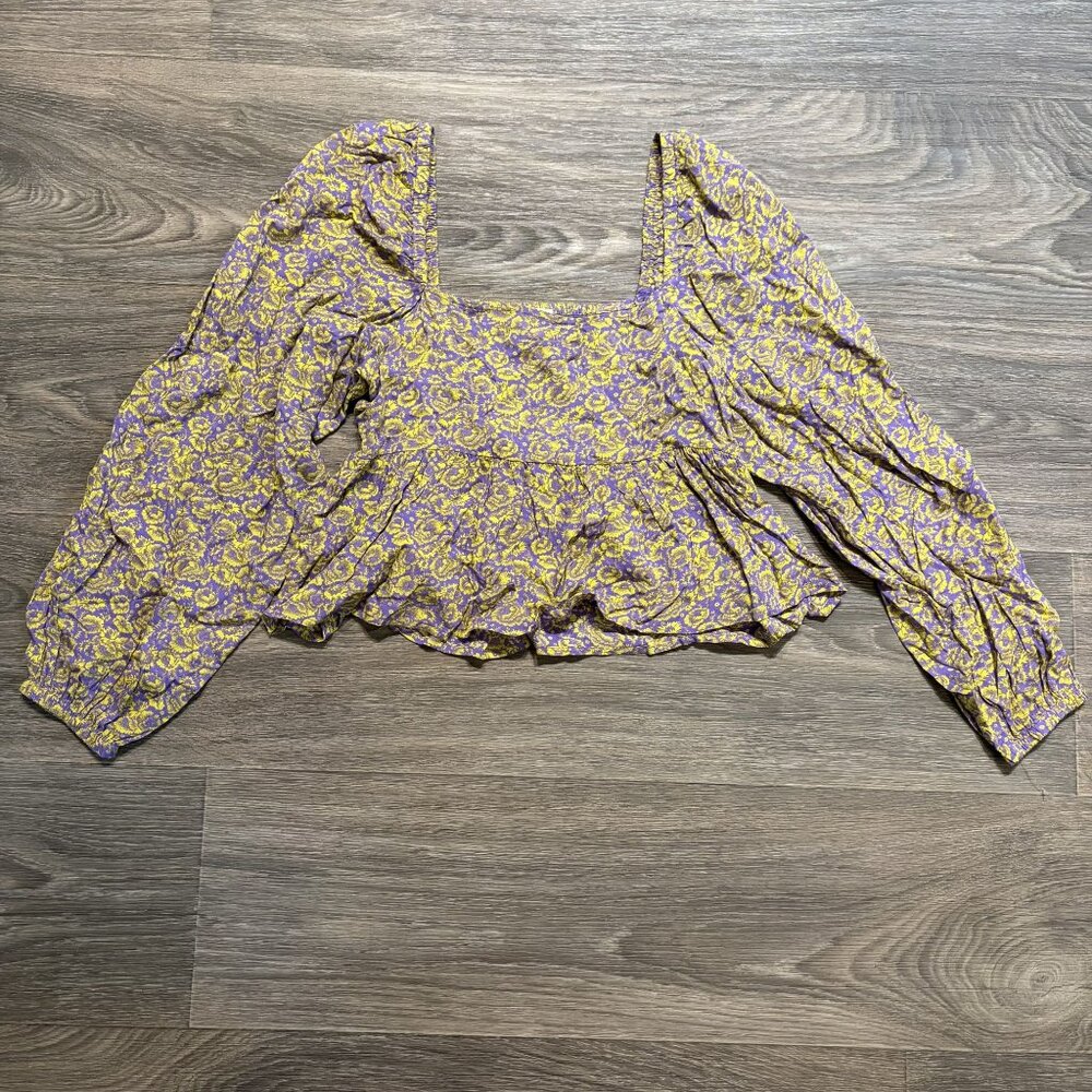 NEW Abound Floral Printed Smocked Crop Top XS Purple Yellow Spring Peplum